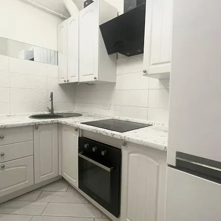 замарстин Apartament *