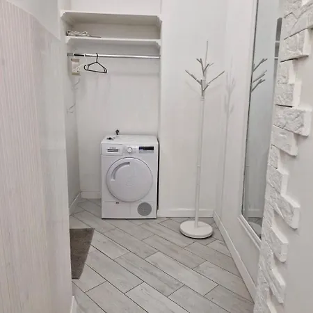 замарстин 14 в центрі *