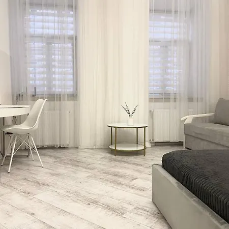 замарстин 14 в центрі