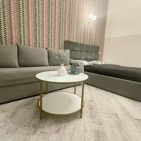 замарстин 14 в центрі *